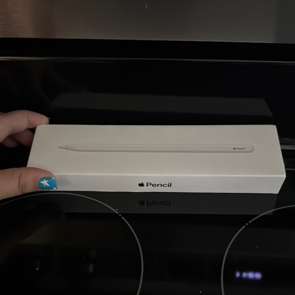 Apple Pencil in Sleek White
